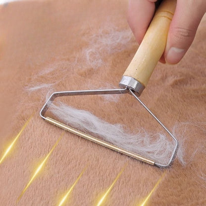 Premium Wooden Handle Manual Lint Remover